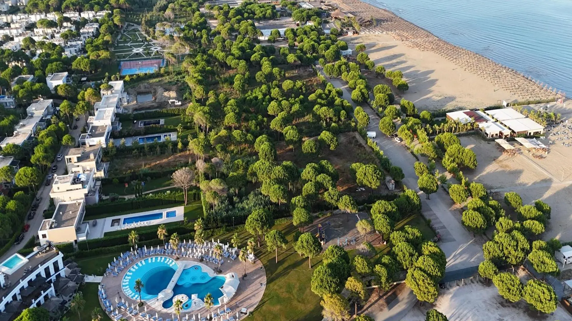 Secure Beach Apartment In Lalzit Bay Plazhi San Pietro Albania
